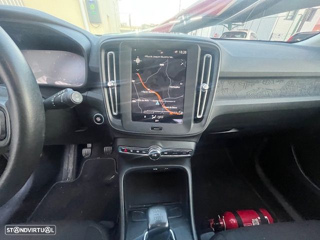 Volvo XC 40 1.5 T2 Essential - 9