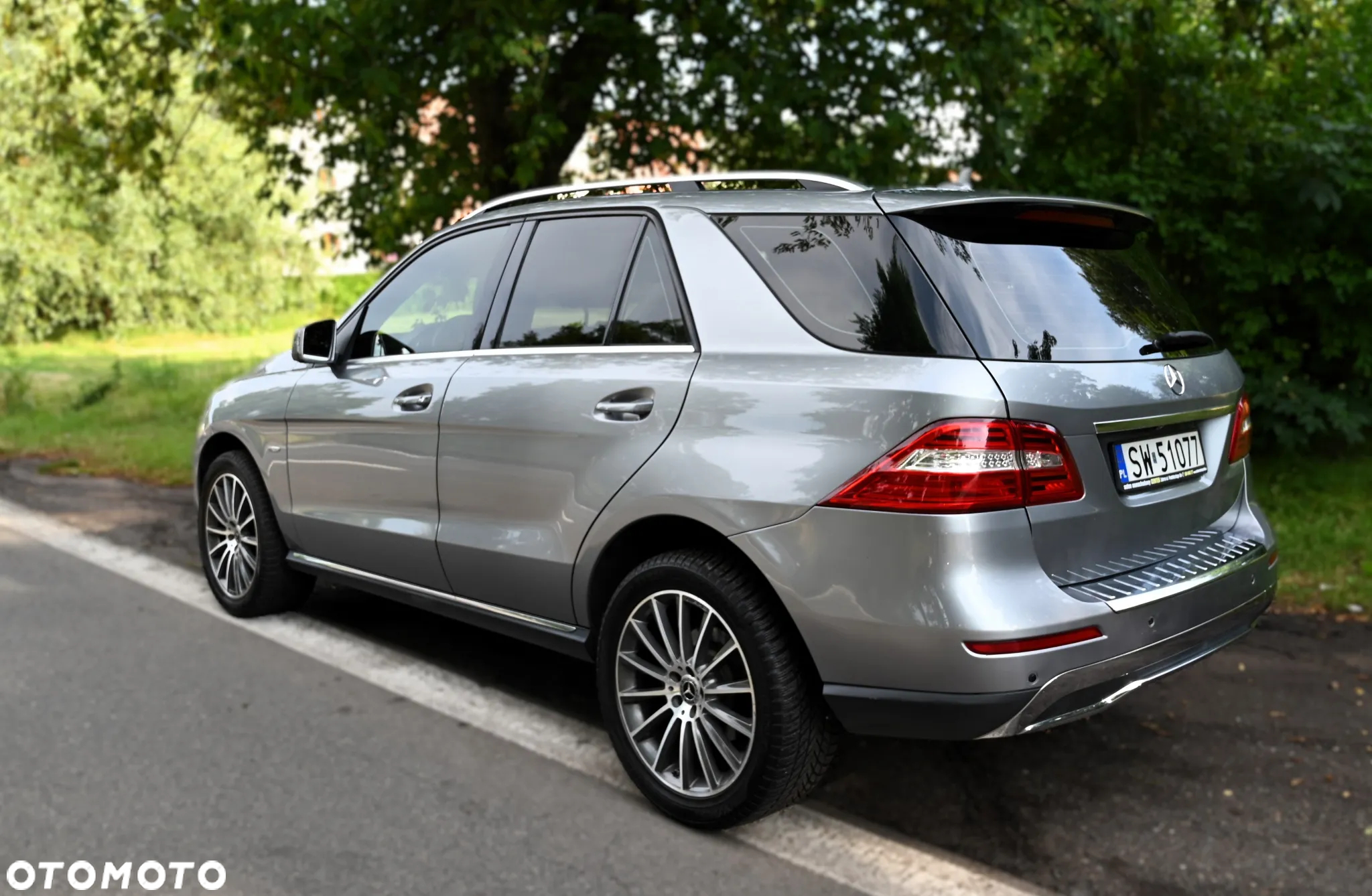Mercedes-Benz ML - 21