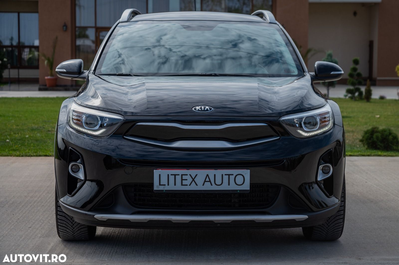 Kia Stonic 1.0 T-GDI Trend - 1