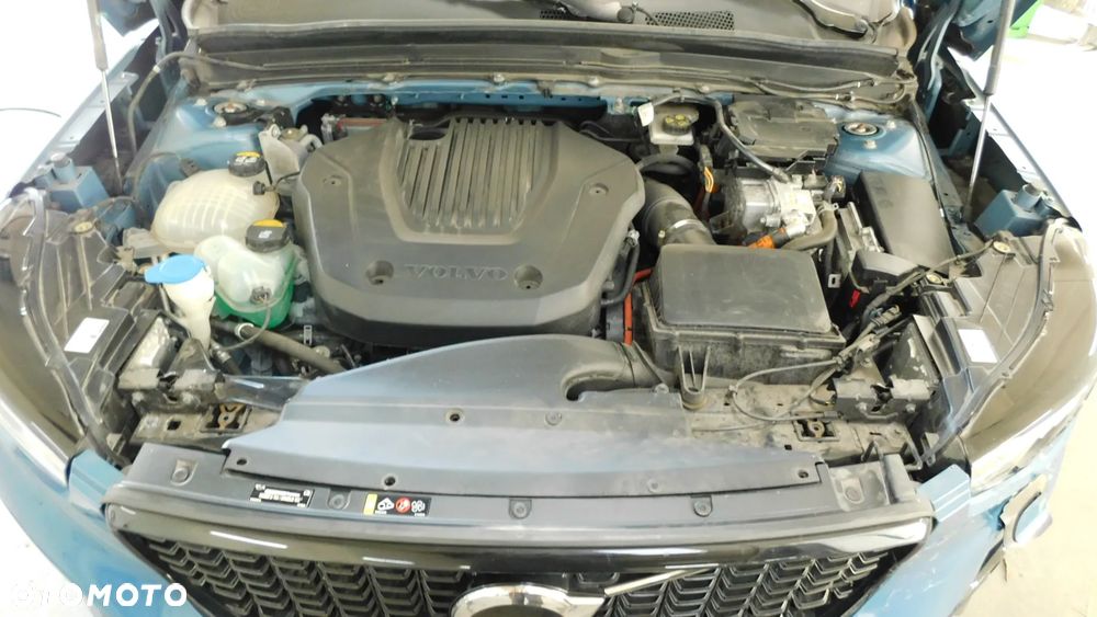 Volvo XC 40 T5 Plug-In Hybrid R-Design - 23