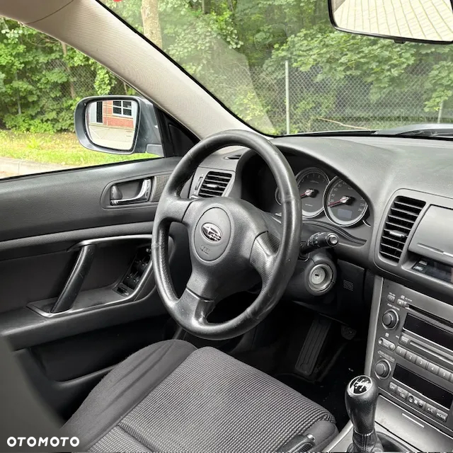 Subaru Outback 2.5 - 12