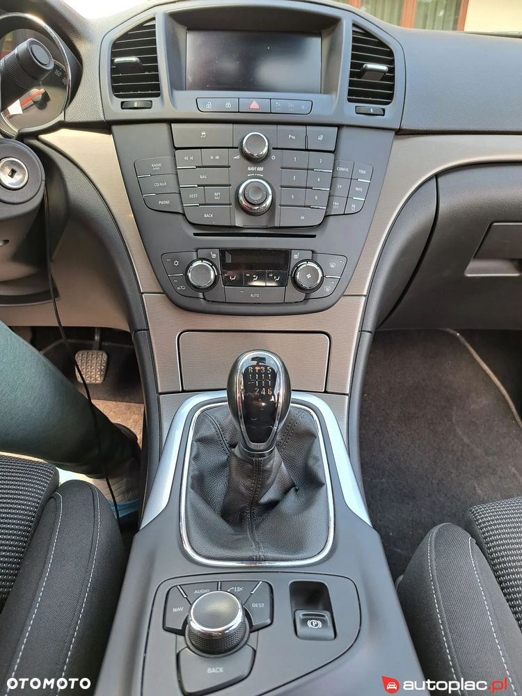 Opel Insignia - 14