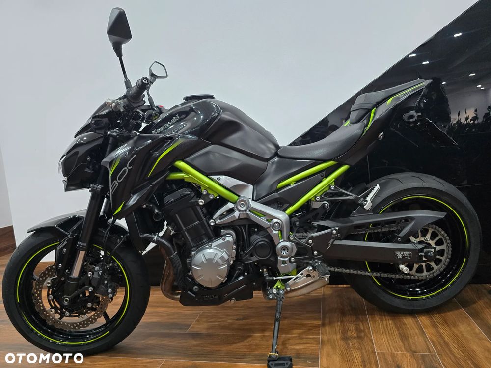 Kawasaki Z - 8