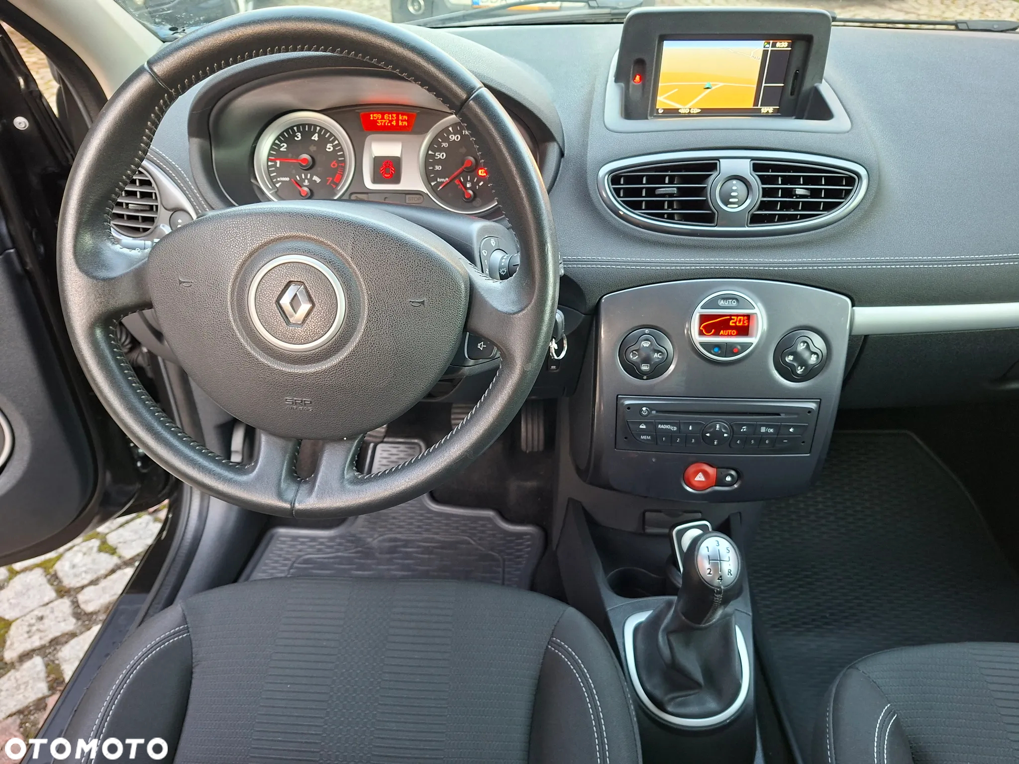 Renault Clio TCe 100 Grandtour TomTom Edition - 22