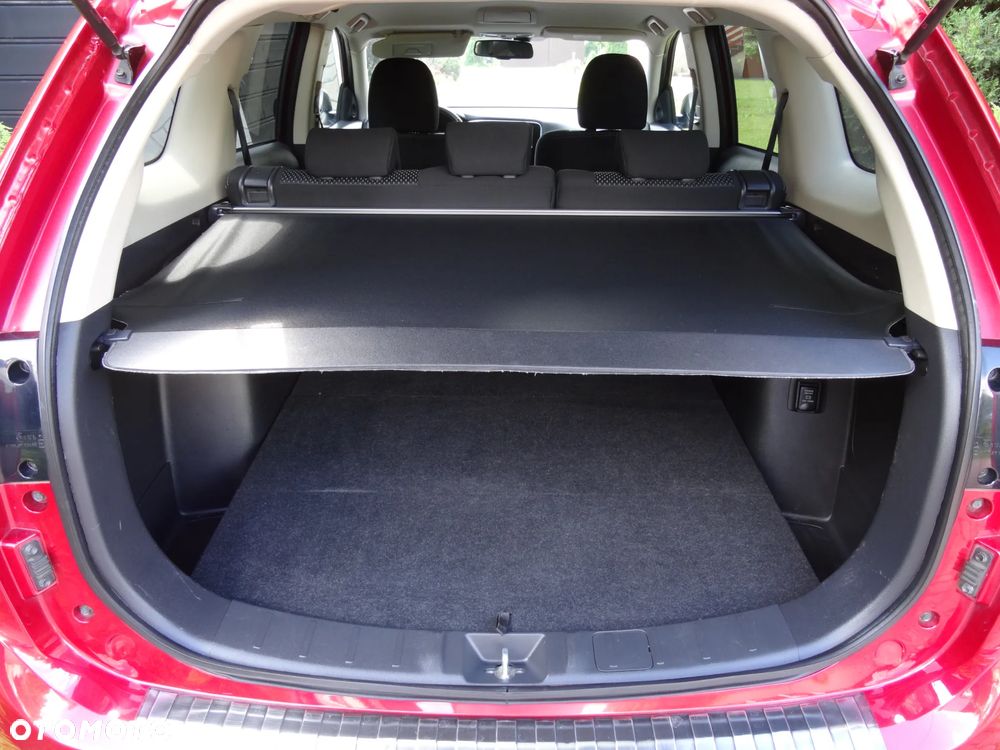 Mitsubishi Outlander 2.0 2WD Active - 37