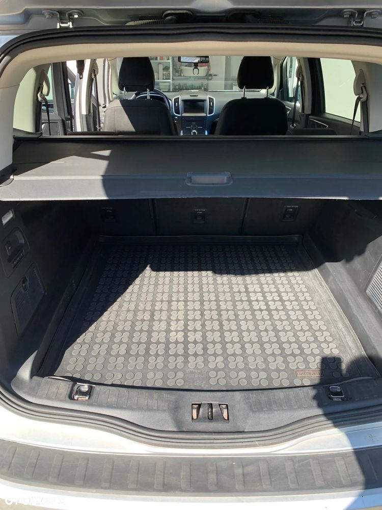 Ford S-Max - 23