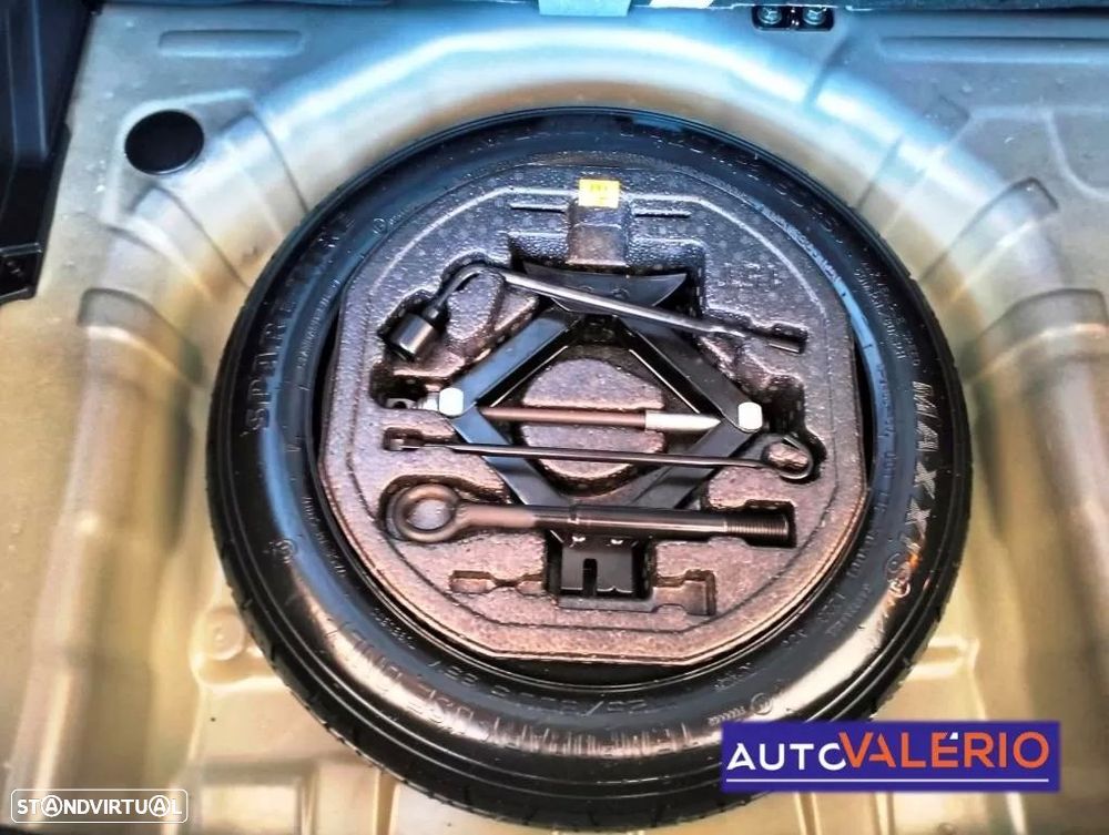 Kia Stonic 1.2 Move — fotografia 30