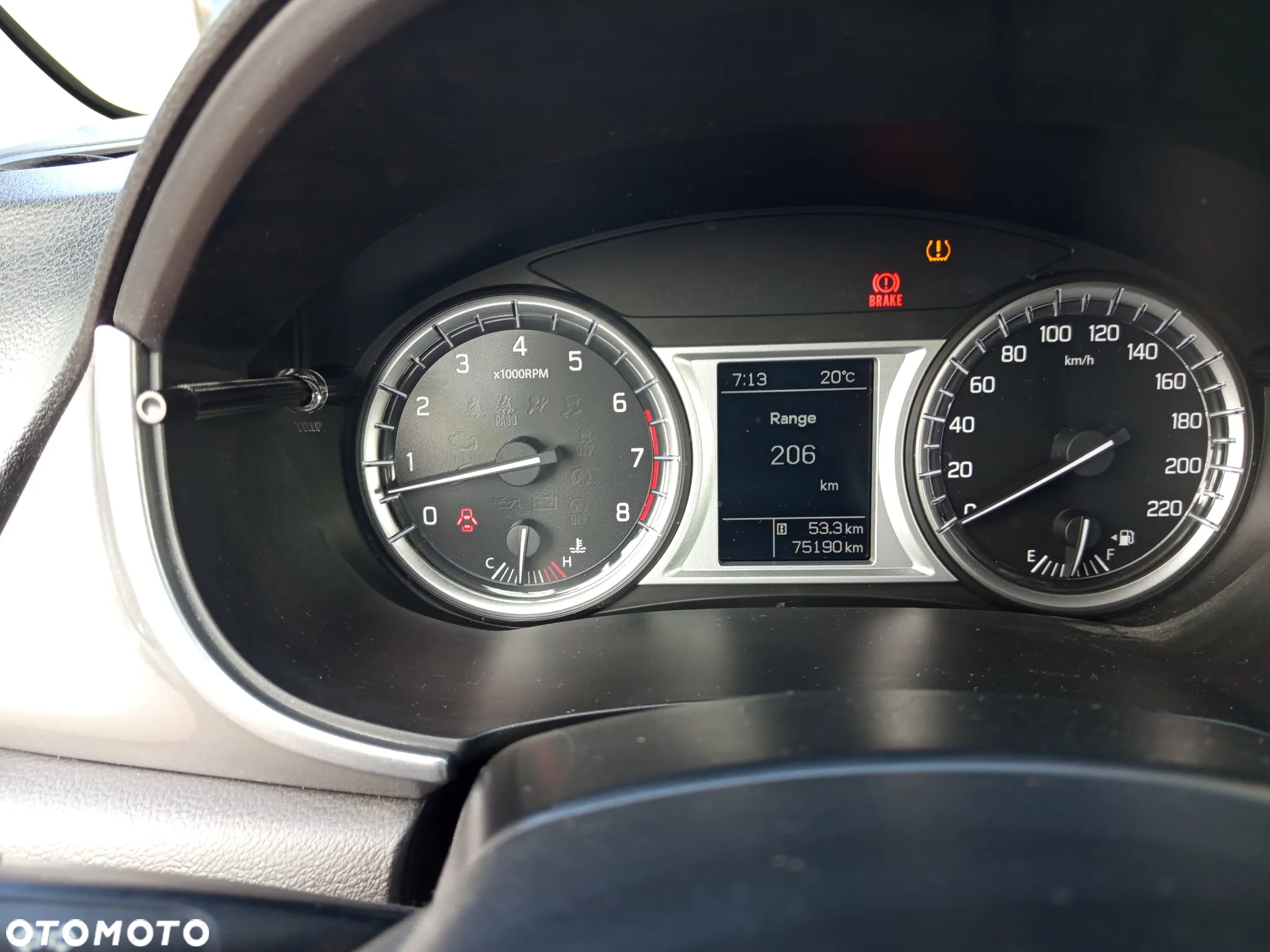 Suzuki Vitara 1.6 Comfort 2WD - 11