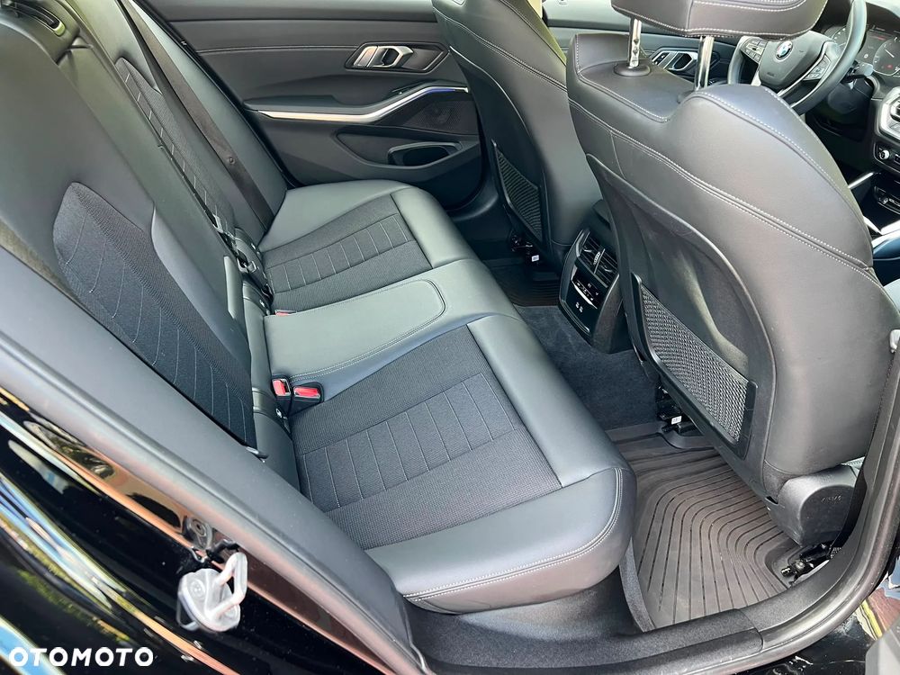 BMW Seria 3 - 15