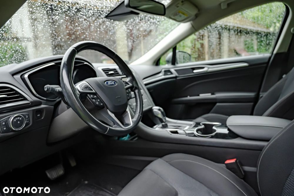 Ford Mondeo 2.0 TDCi STart-Stopp PowerShift-Aut Titanium - 3