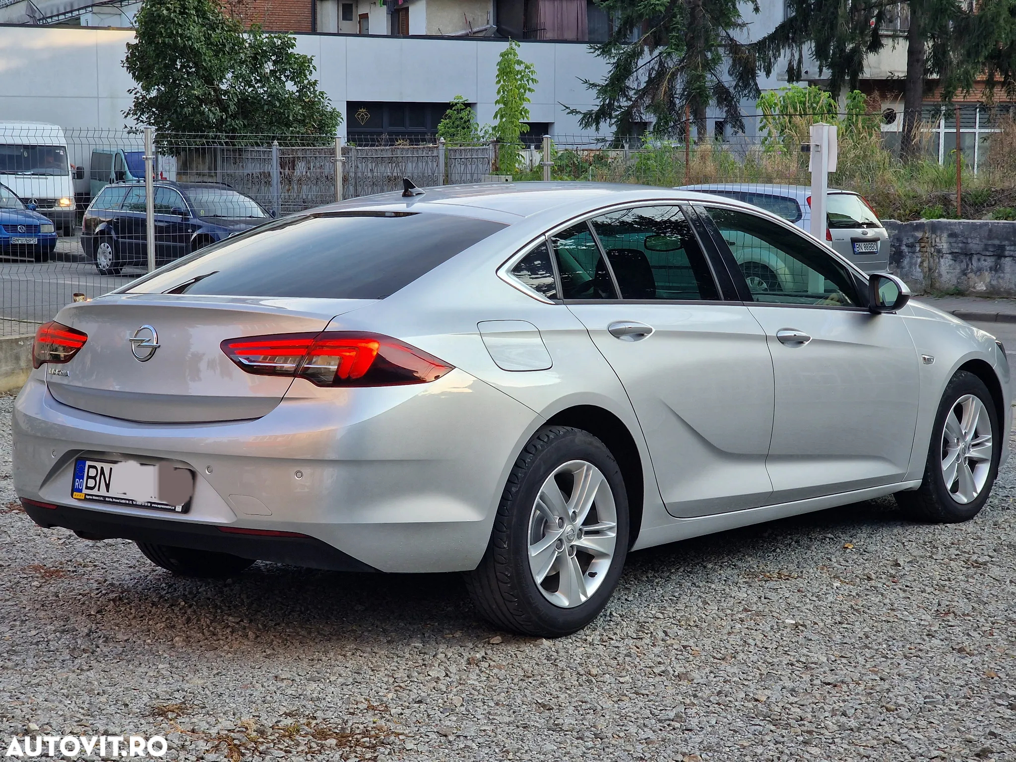 Opel Insignia Grand Sport 2.0 CDTI Start/Stop Aut. Edition - 4