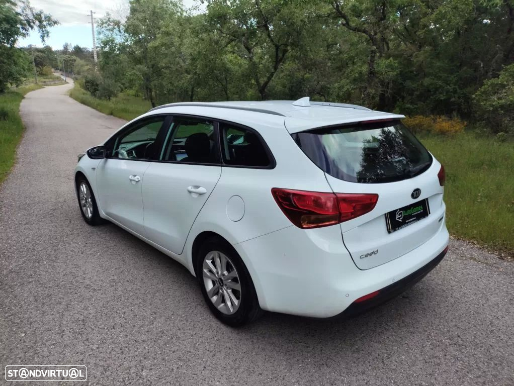 Kia Ceed SW 1.6 CRDi Nav Line - 8