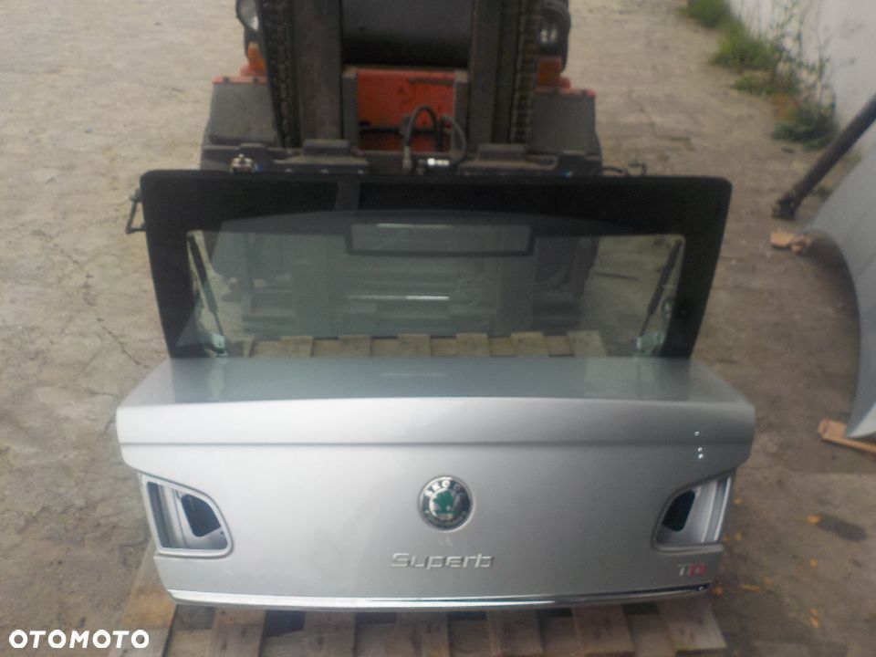 SKODA SUPERB II KLAPA BAGAŻNIKA 9156 - 1