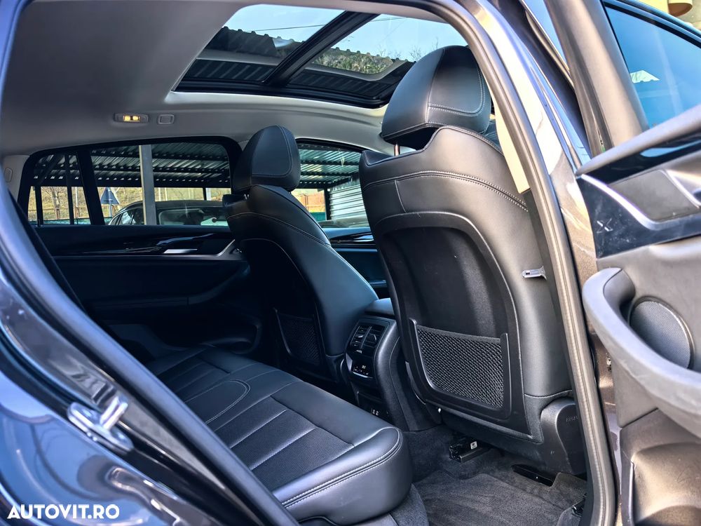 BMW X4 xDrive20i AT xLine - 14