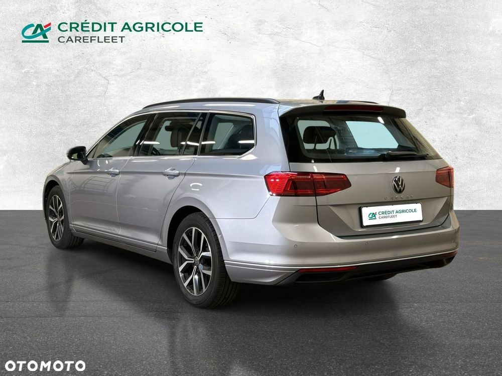 Volkswagen Passat - 6