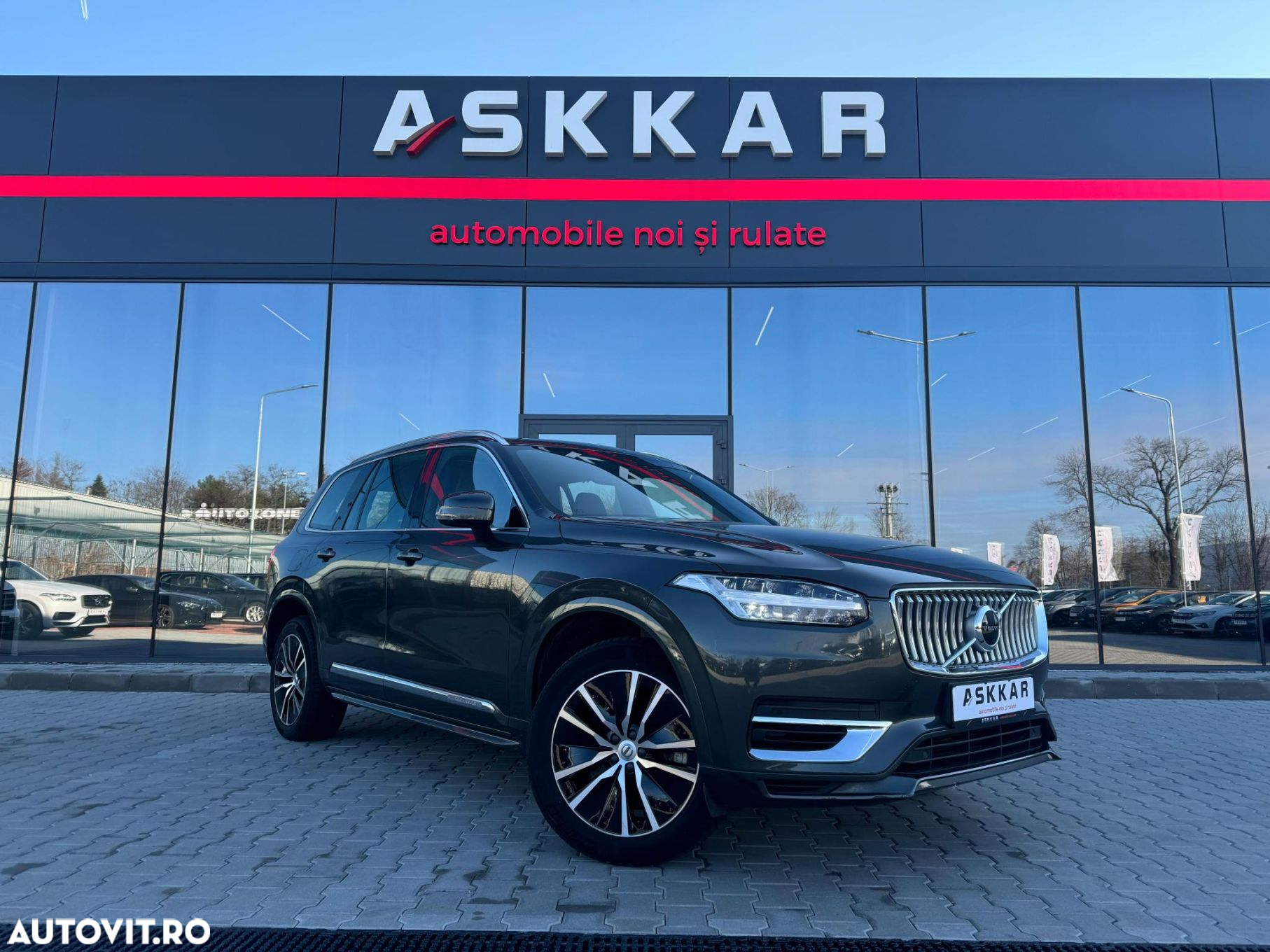Volvo XC 90 T8 AWD Twin Engine Geartronic Momentum - 3