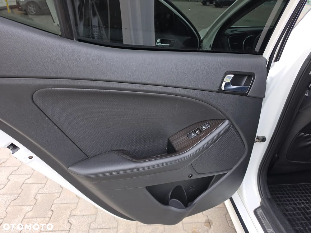 Kia Optima 1.7 CRDi XL - 11