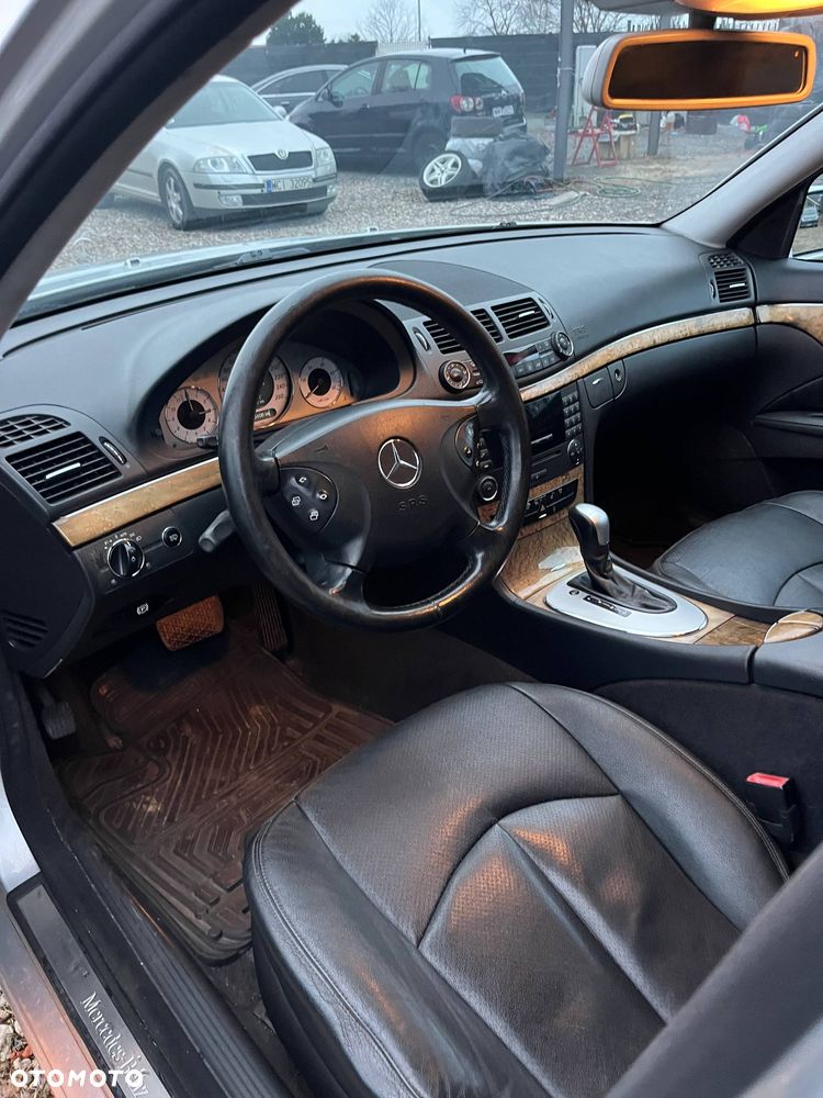 Mercedes-Benz Klasa E 320 CDI 4-Matic Avantgarde - 5