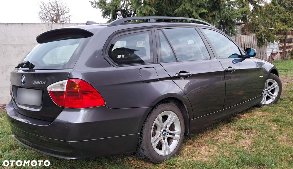 BMW Seria 3 320d - 19