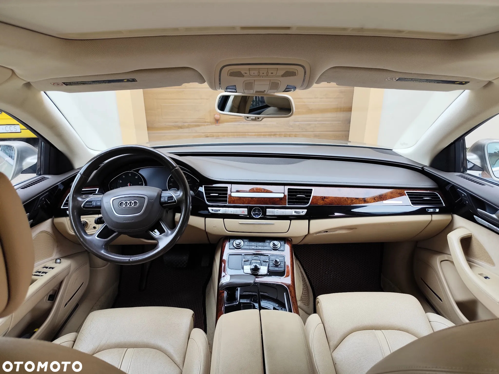 Audi A8 - 6
