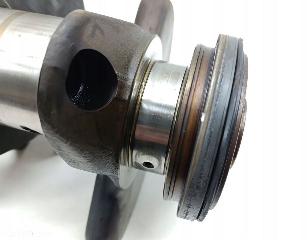 WAŁ KORBOWY FORD F150 5.4 V8 F75E-AE - 2