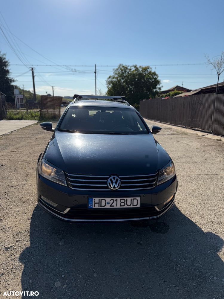 Volkswagen Passat 2.0 TDI Blue TDI Highline - 2