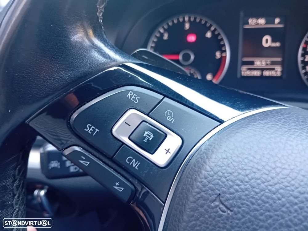 VW Sharan 2.0 TDI Highline DSG - 27