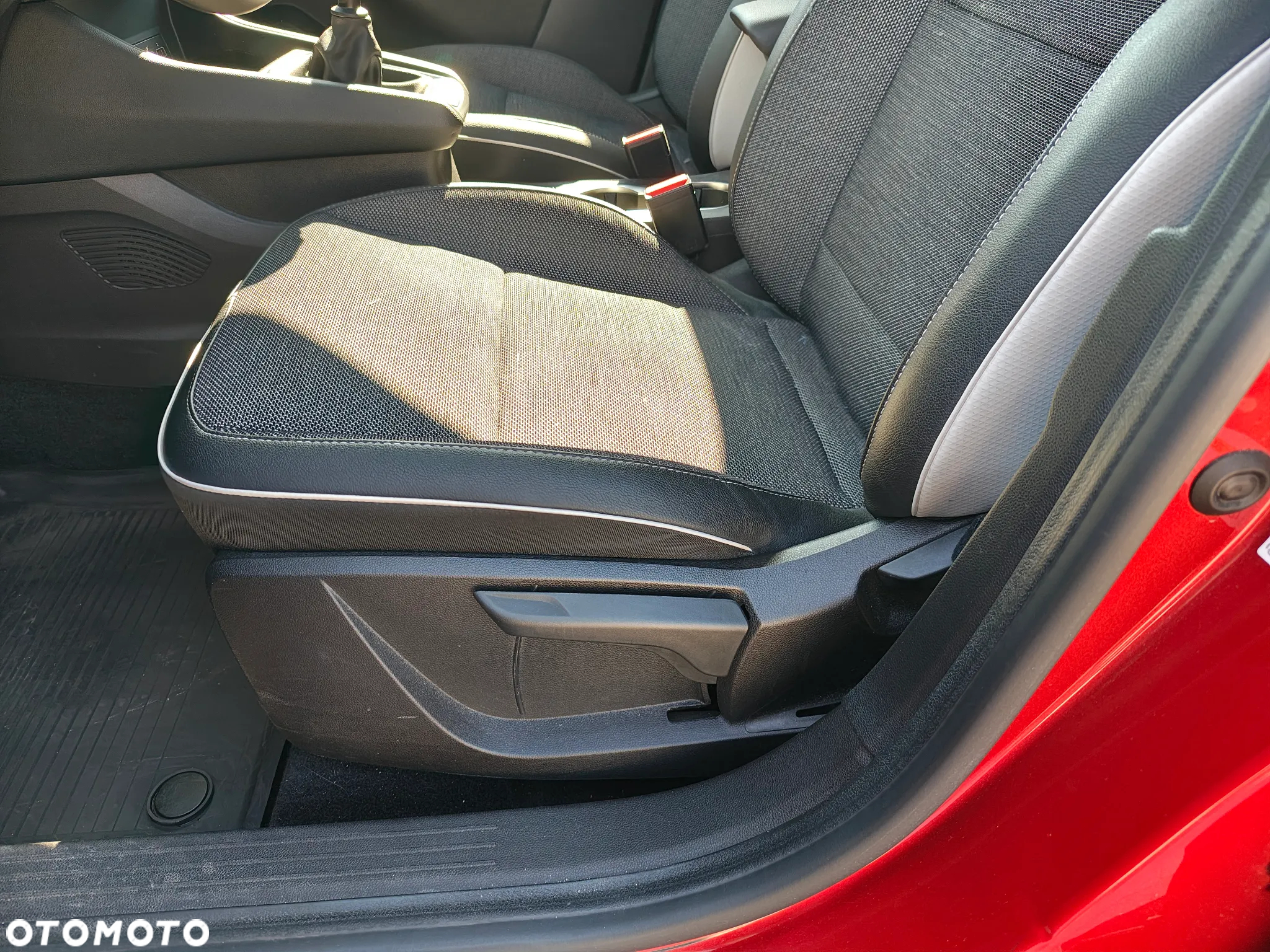 Renault Captur 1.0 TCe Intens - 11