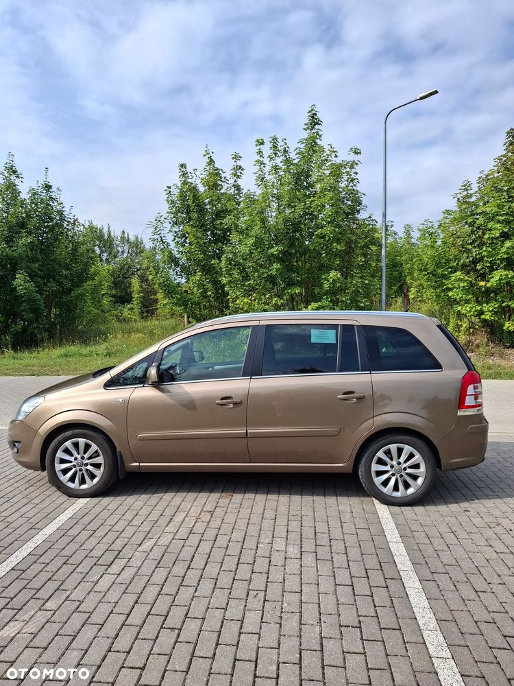 Opel Zafira 1.8 - 3