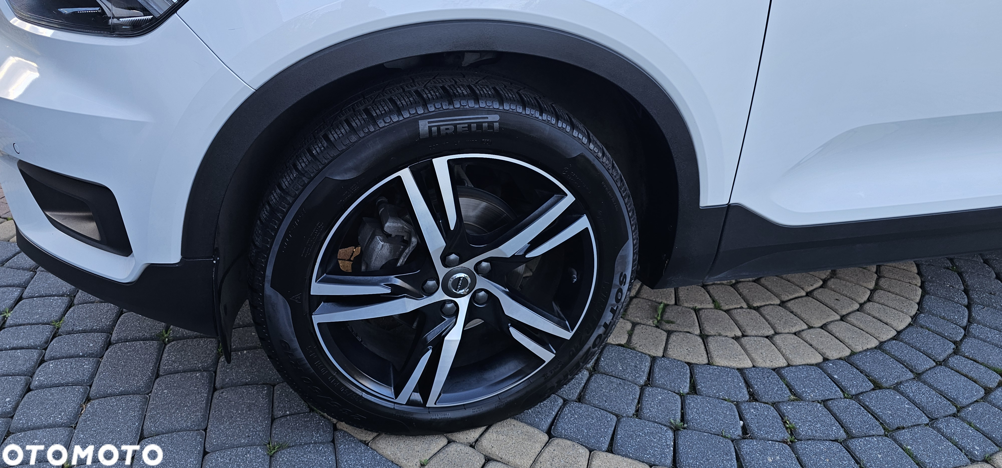 Volvo XC 40 T3 R-Design - 19