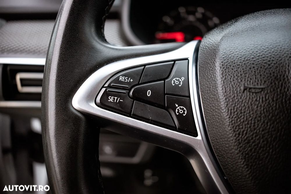 Dacia Logan TCe 90 MT6 Comfort - 25