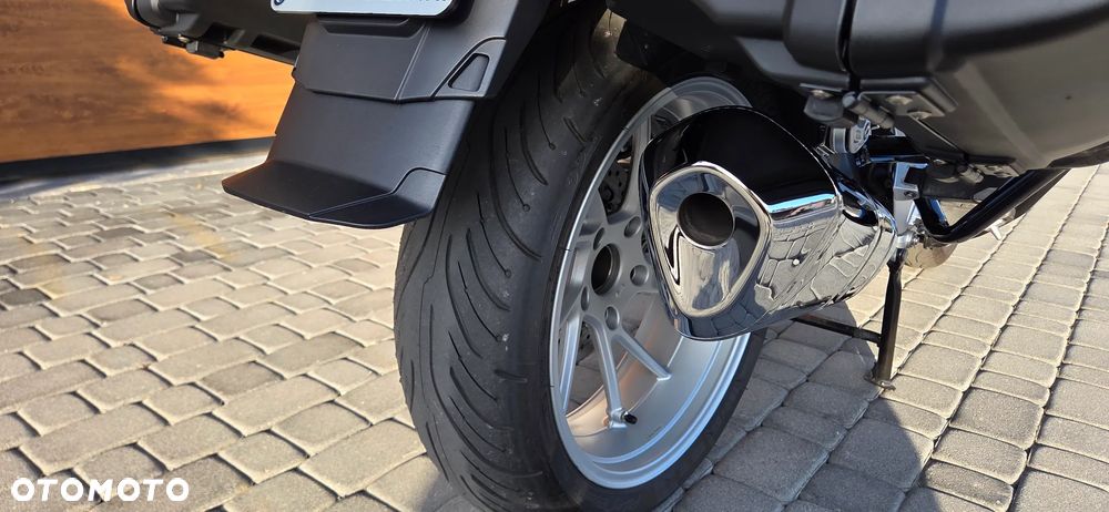 BMW R - 33