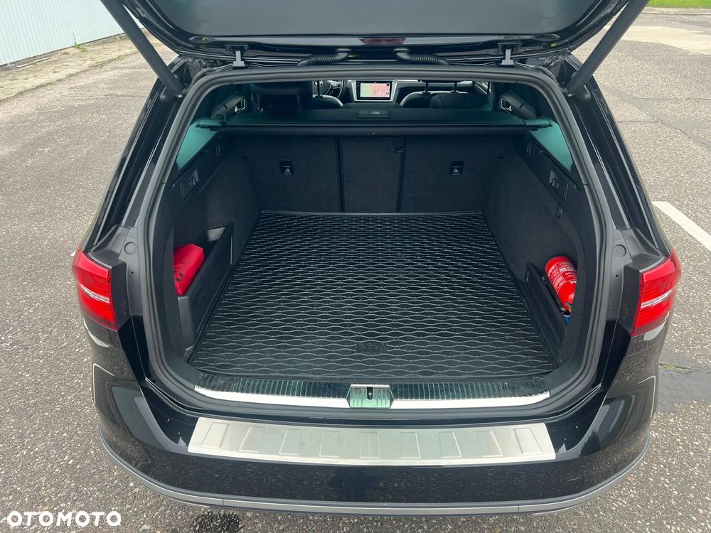 Volkswagen Passat Alltrack 2.0 TDI Bi-Turbo SCR 4Mot DSG - 6