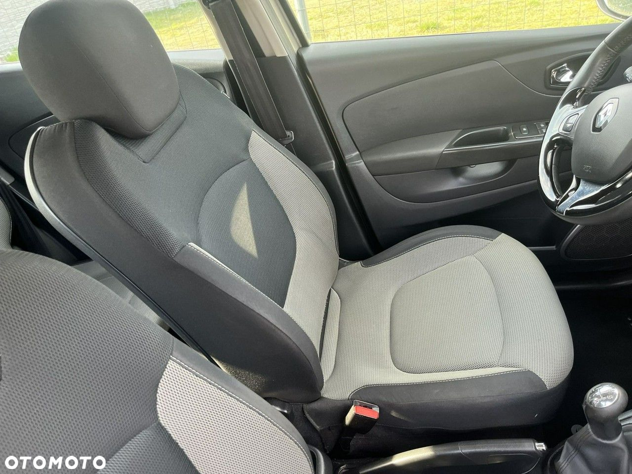 Renault Captur - 13