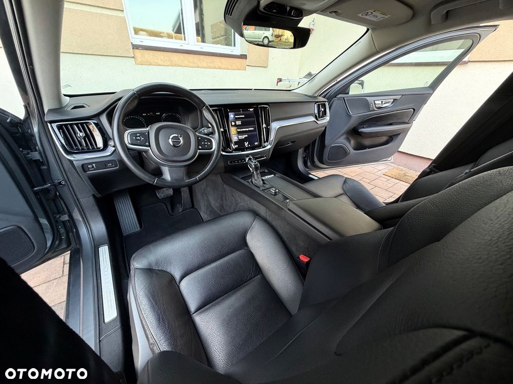 Volvo V60 D3 Momentum - 39