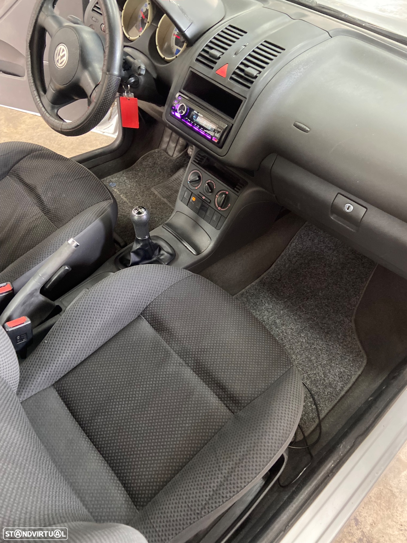 VW Polo 1.0 Confortline - 12
