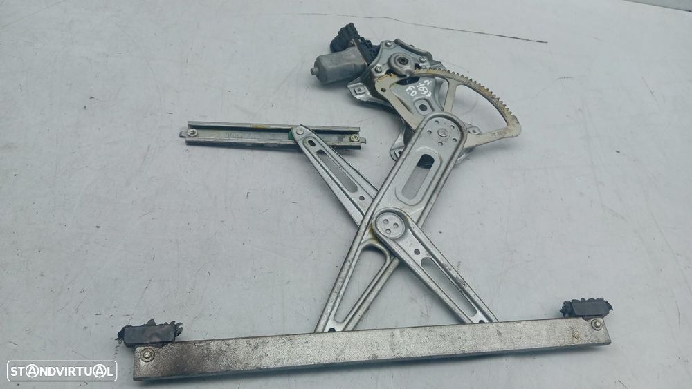 Elevador vidros frente direito TOYOTA Yaris (_P9_) - 3