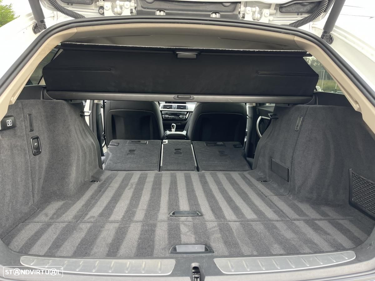 BMW 318 i Touring Aut. Edition Luxury Line Purity - 30