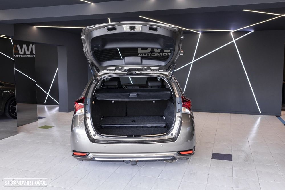 Toyota Auris Touring Sports 1.8 HSD Sport+Navi - 10