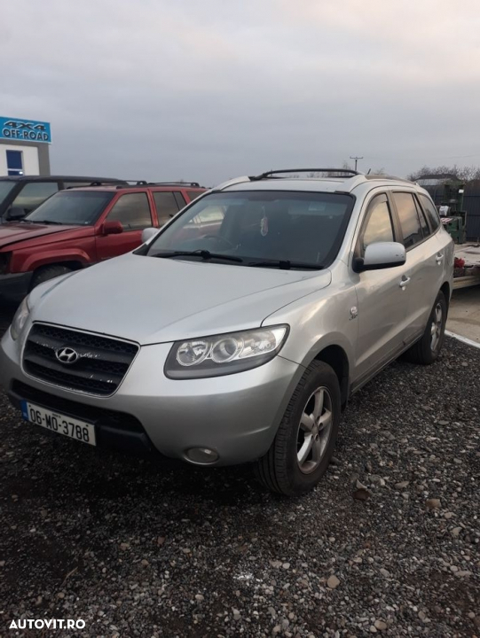 Dezmembrez hyundai santa fe 2,2crdi si 2.0 crdi 2001-2010 - 8