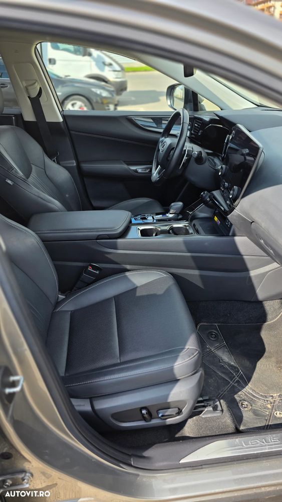 Lexus Seria NX 350h Executive Line - 23