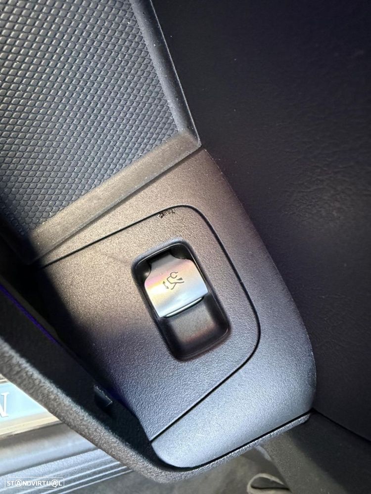 Mercedes-Benz EQE - 43