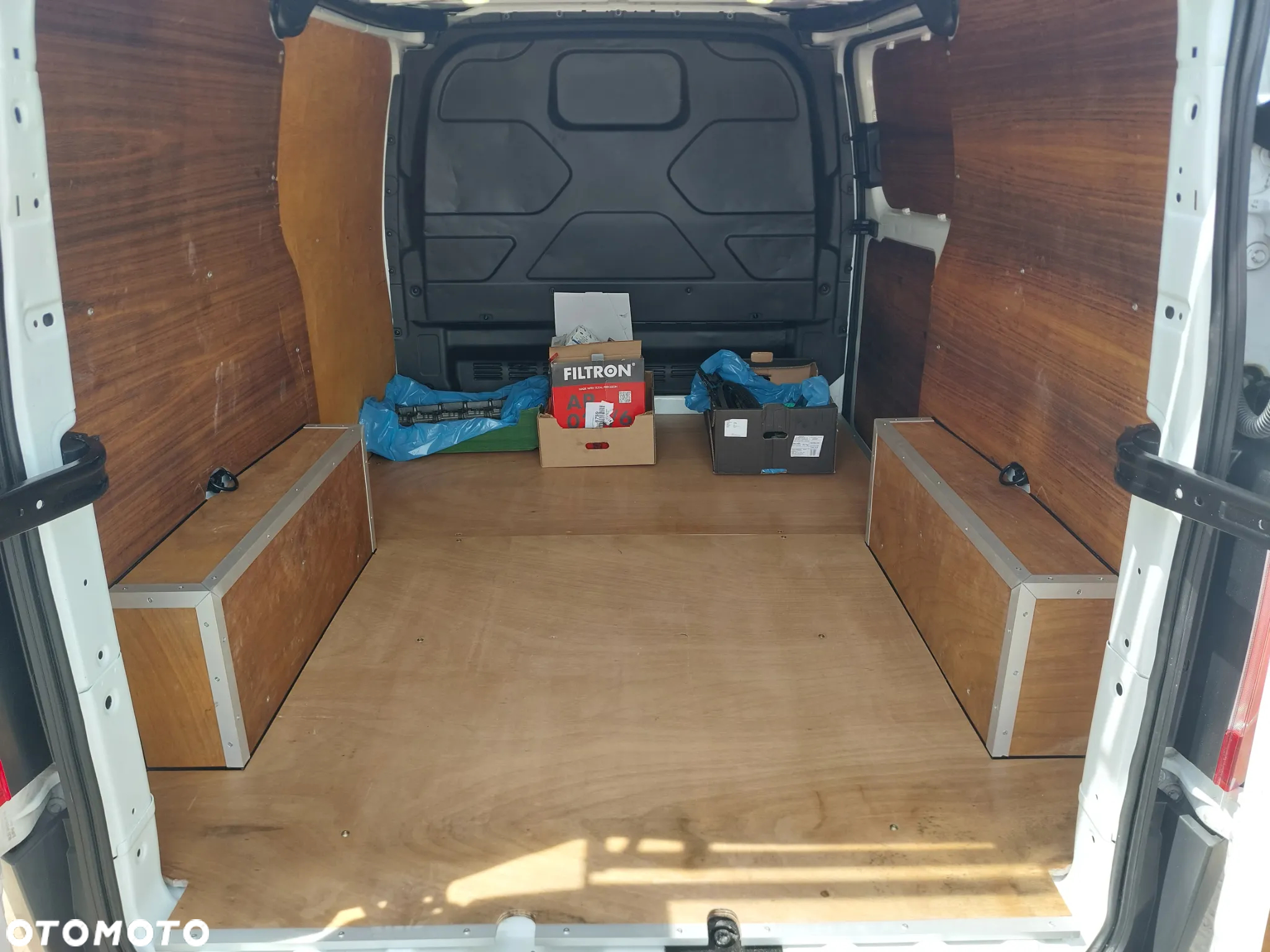 Ford Transit Custom - 29