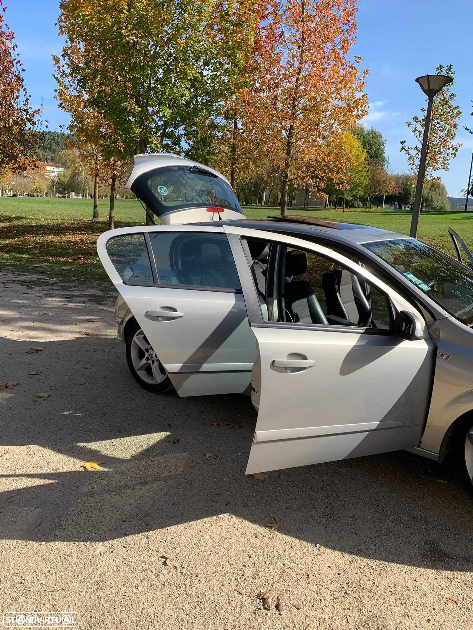Opel Astra 1.9 CDTi Cosmo - 8
