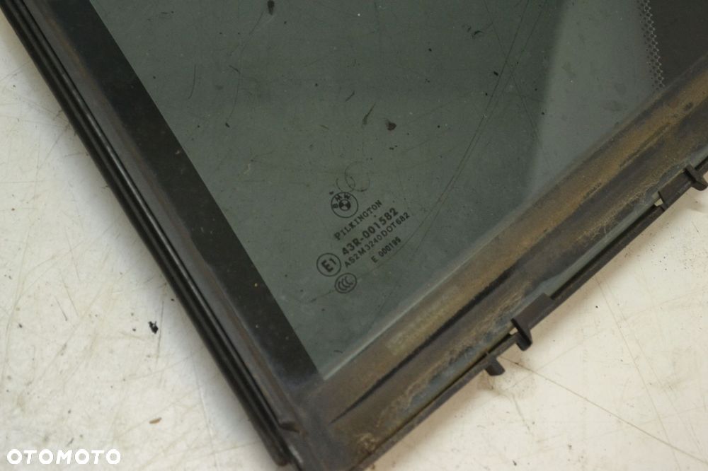 BMW E46 SEDAN SZYBA DRZWI TRÓJKĄT LEWY TYŁ LEWA TYLNA - 3