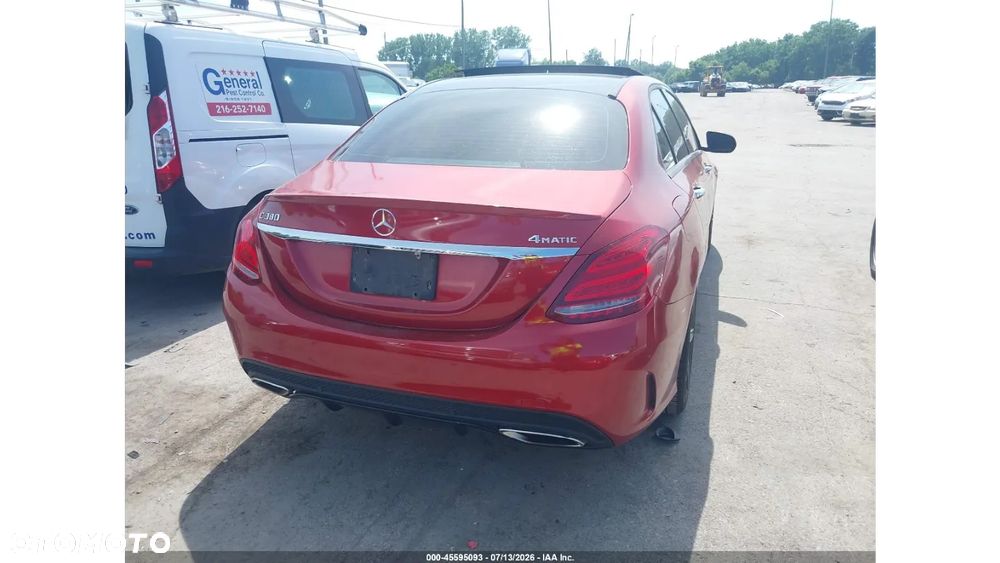Mercedes-Benz Klasa C 300 9G-TRONIC AMG Line - 7