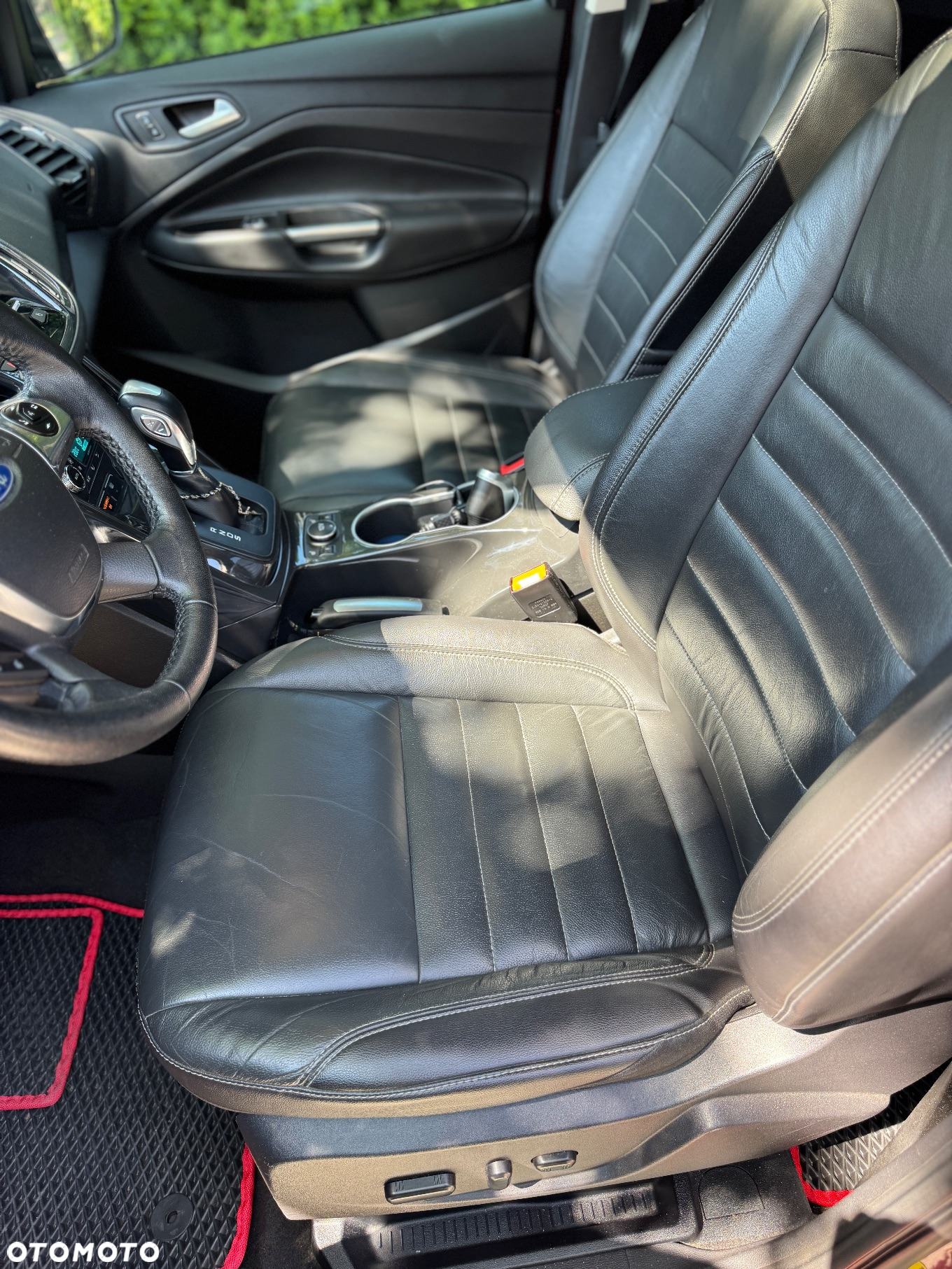 Ford Escape 2.0 EcoBoost AWD Titanium - 20