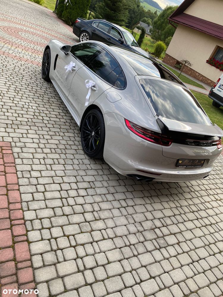 Porsche Panamera - 3