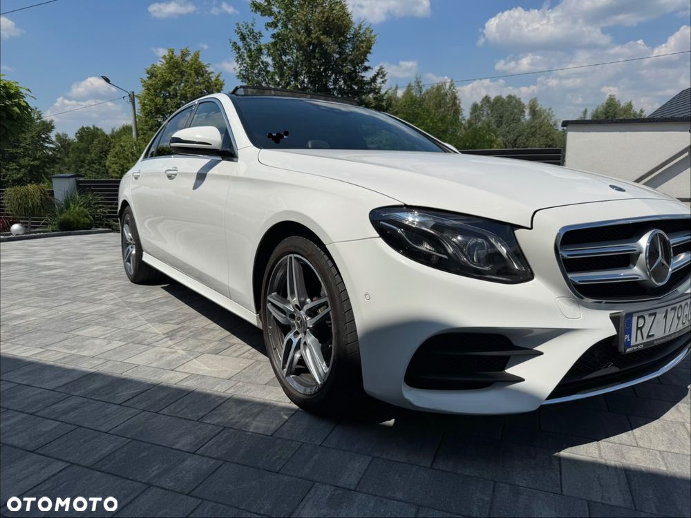Mercedes-Benz Klasa E 200 4-Matic 9G-TRONIC - 13