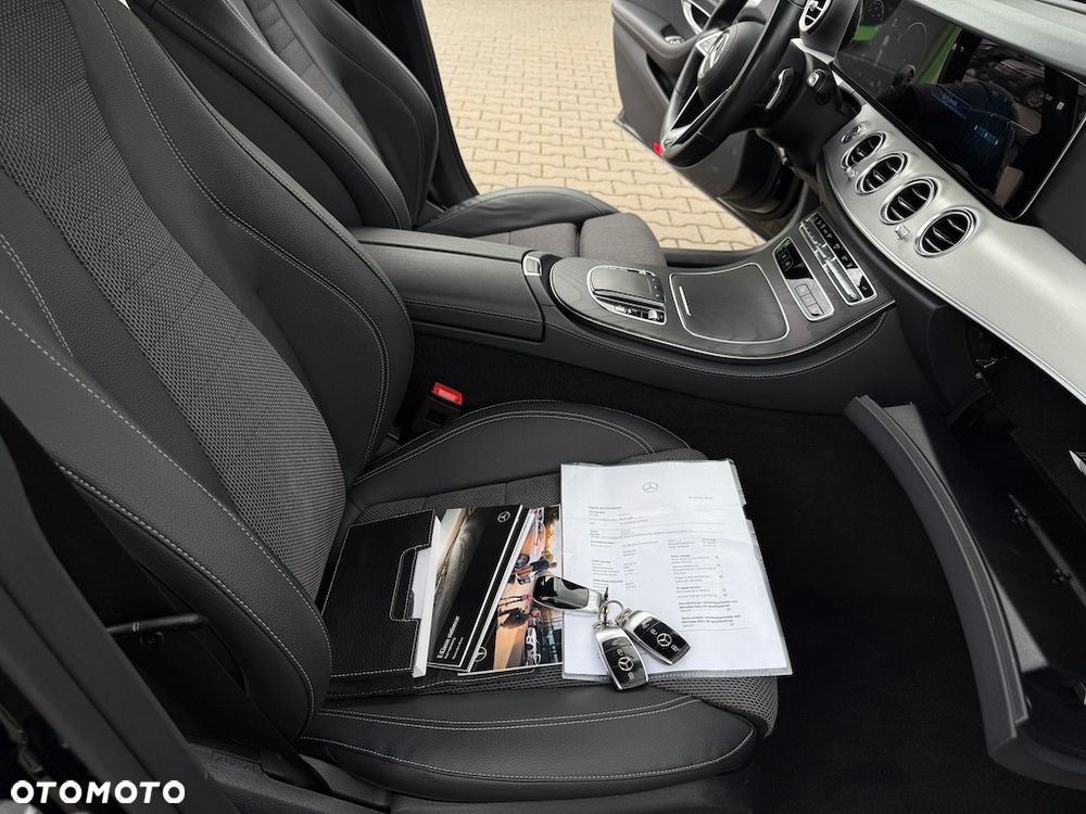 Mercedes-Benz Klasa E 300 de Business Edition - 37